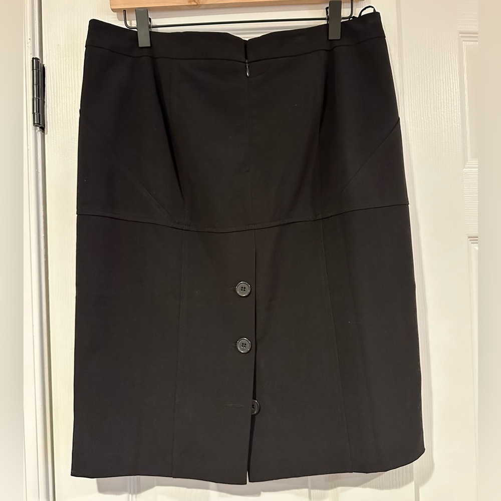 Venus Solid Black Pencil Skirt - Size:12 - New